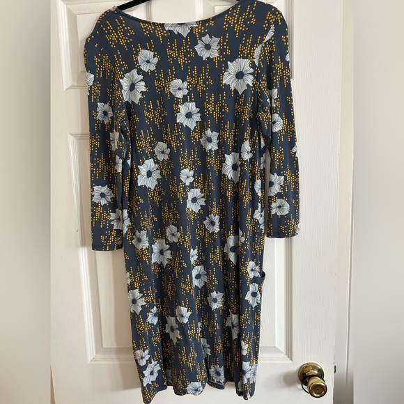 COPY - Floral Patterned Dress in Blue and Yellow (fighting eel) - Picture 1 of 2
